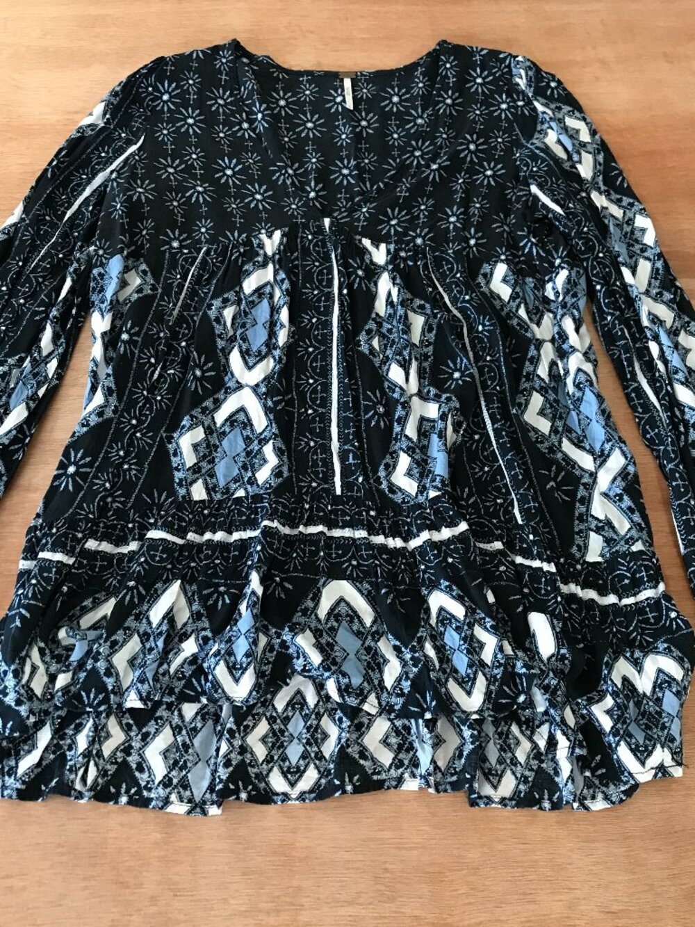 Free People Down By The Bay Tunic Top Women S Black Floral Hi Lo Hem Long Sleeve